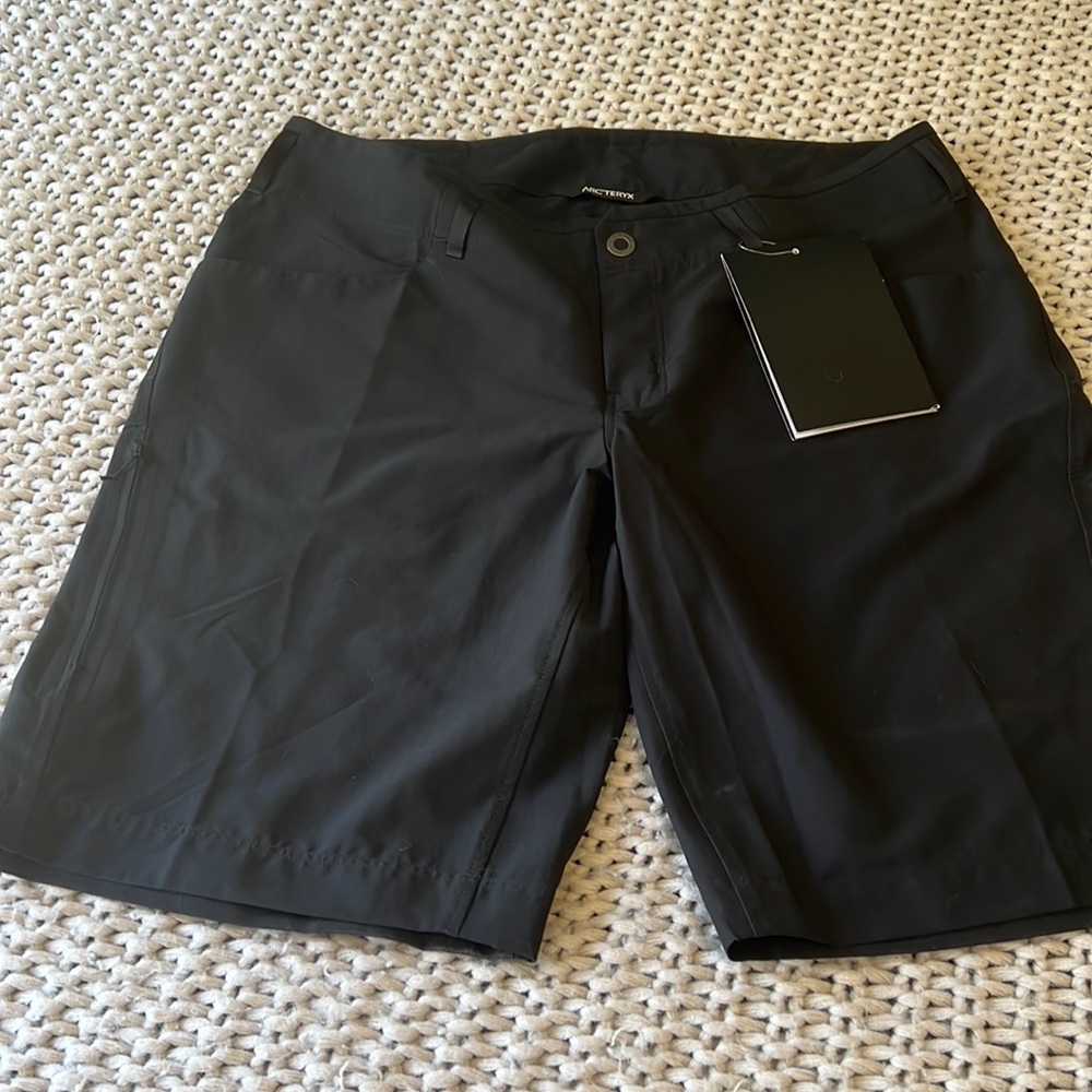 Womens Arc’teryx shorts